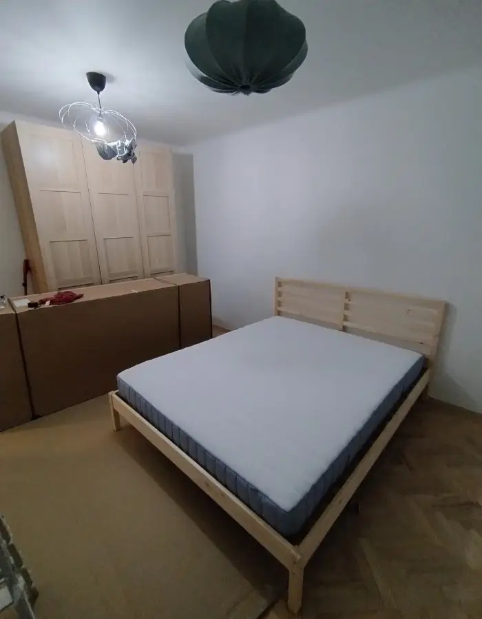 Łóżko w sypialni
